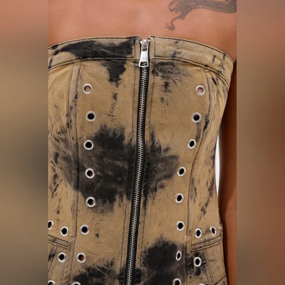 Internet Famous Painted Denim Jumpsuit - Picture 4 of 5